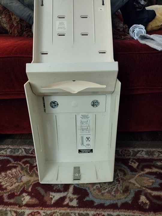 KIMBERLY-CLARK Folded Paper Towel Dispenser - Dispensador cqhJxuEQp