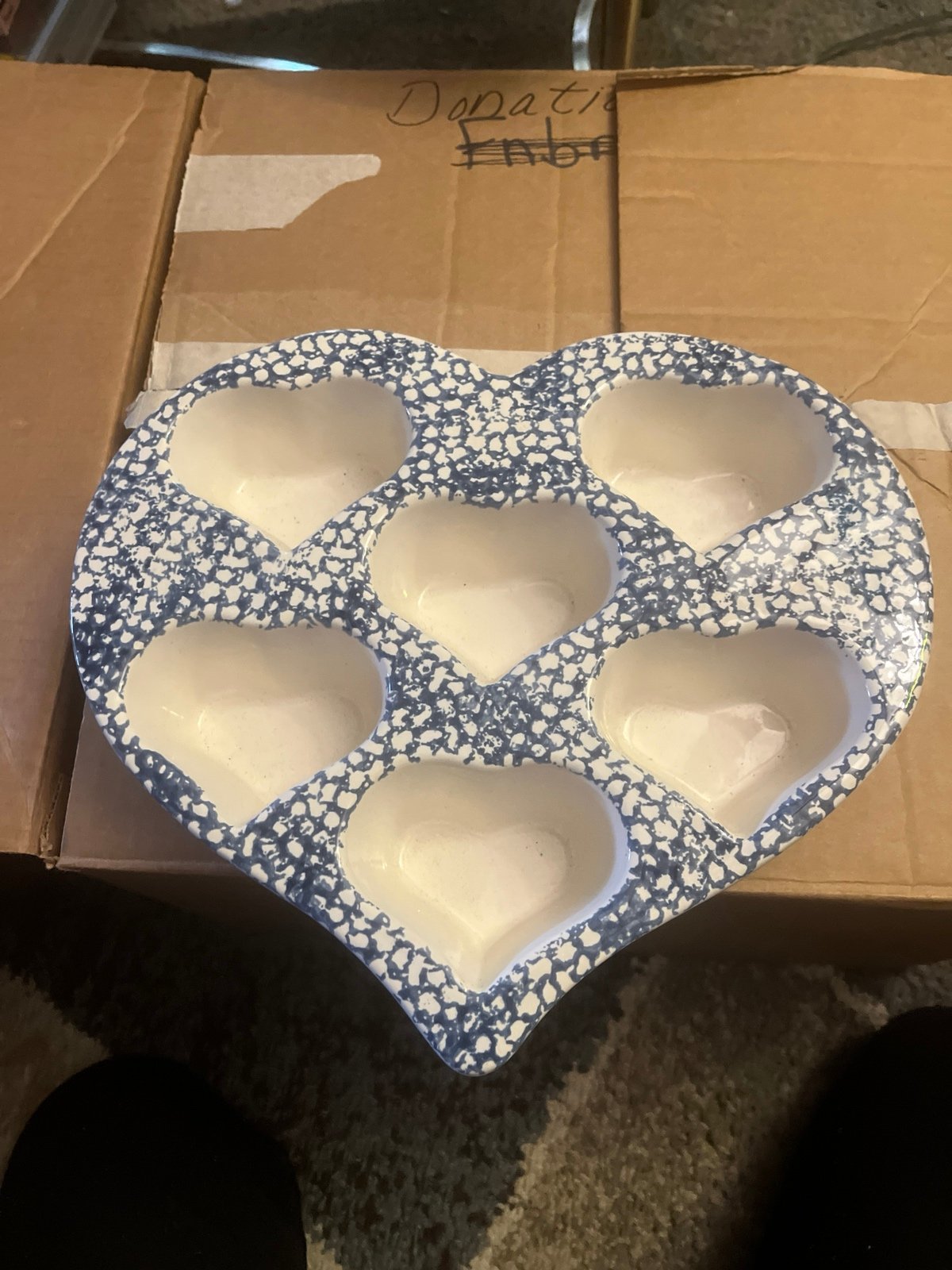Vintage Stoneware Heart Shaped Pan Blue Spongeware Muffin Cupcake 7gO3XoEd1