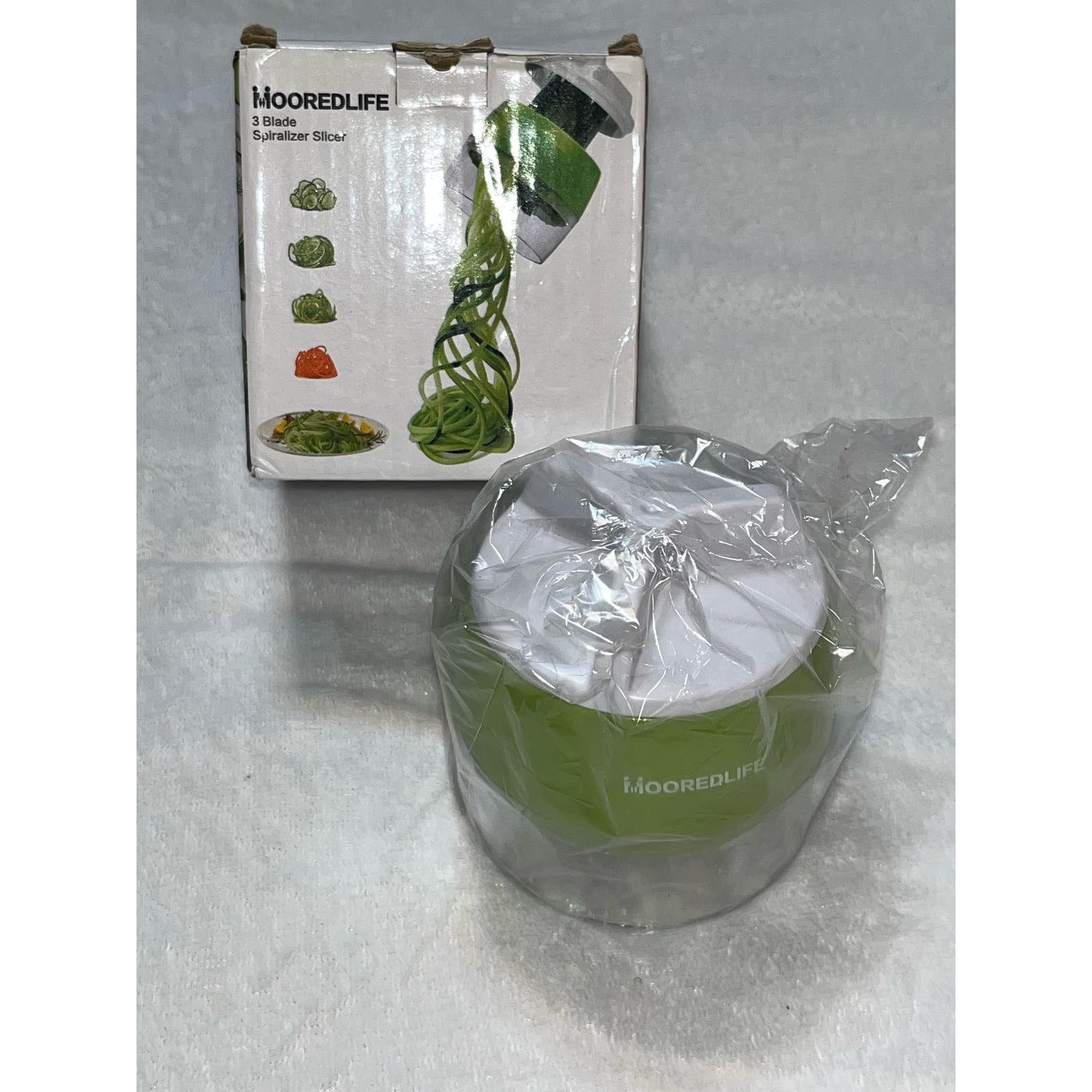 Spiralizer Handheld Vegetable Slicer 4 in 1 Zoodle Make