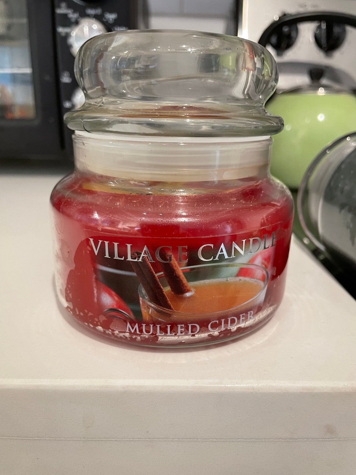 Village candle 9.5 oz 44tWG2anM
