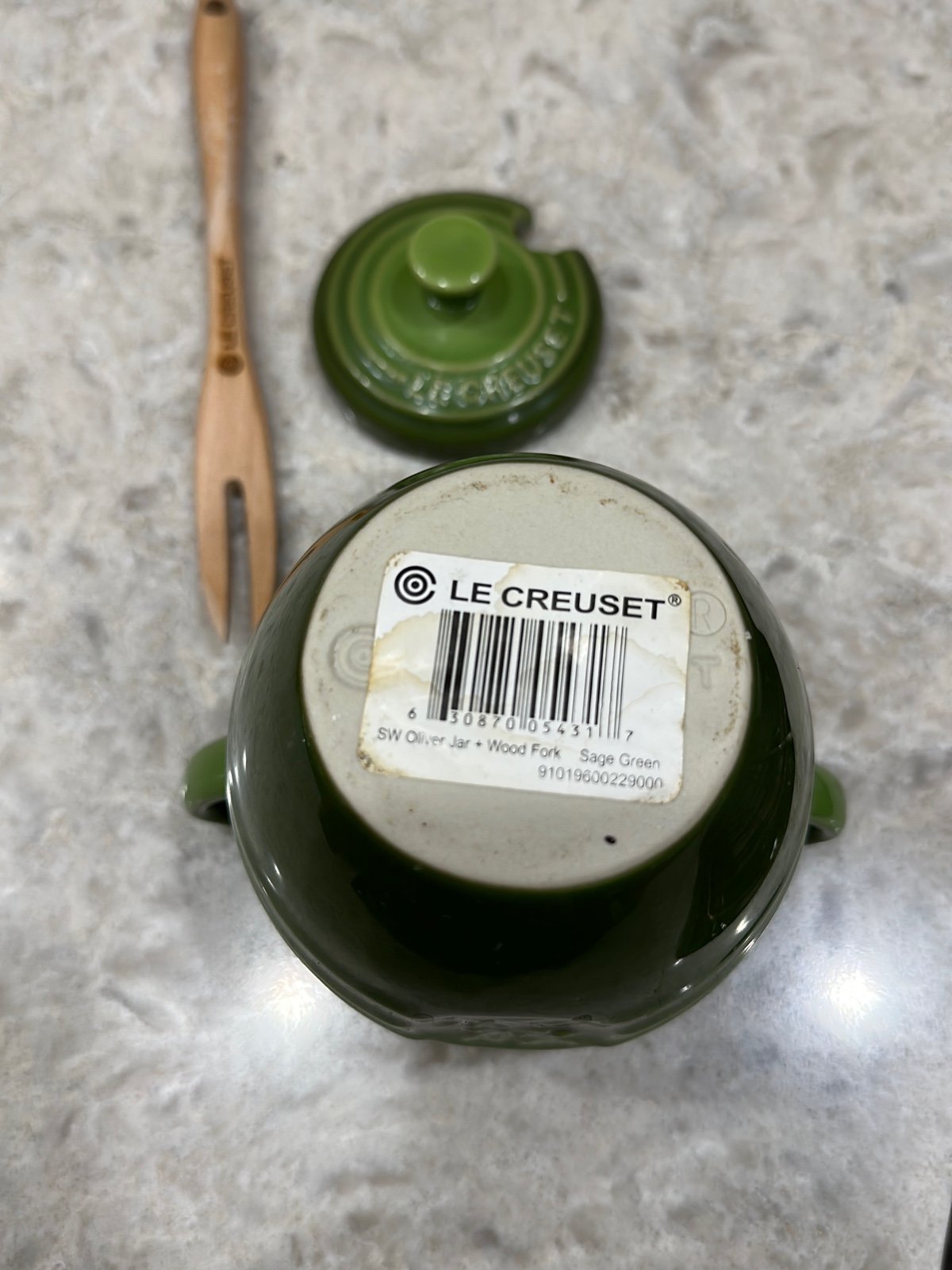 Le Creuset Olive Jar & Fork Sage gDgHelv9V