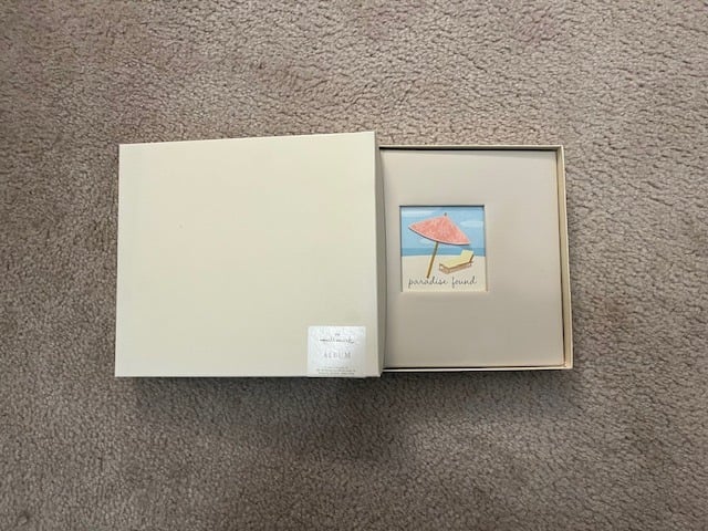 Hallmark Instant Scrapbook – Paradise Found - New with Gift Box DnWlOG8gI