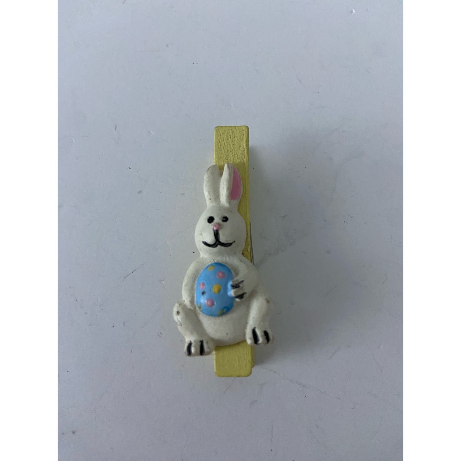 Cute Easter bunny magnet fyEAJHNA4