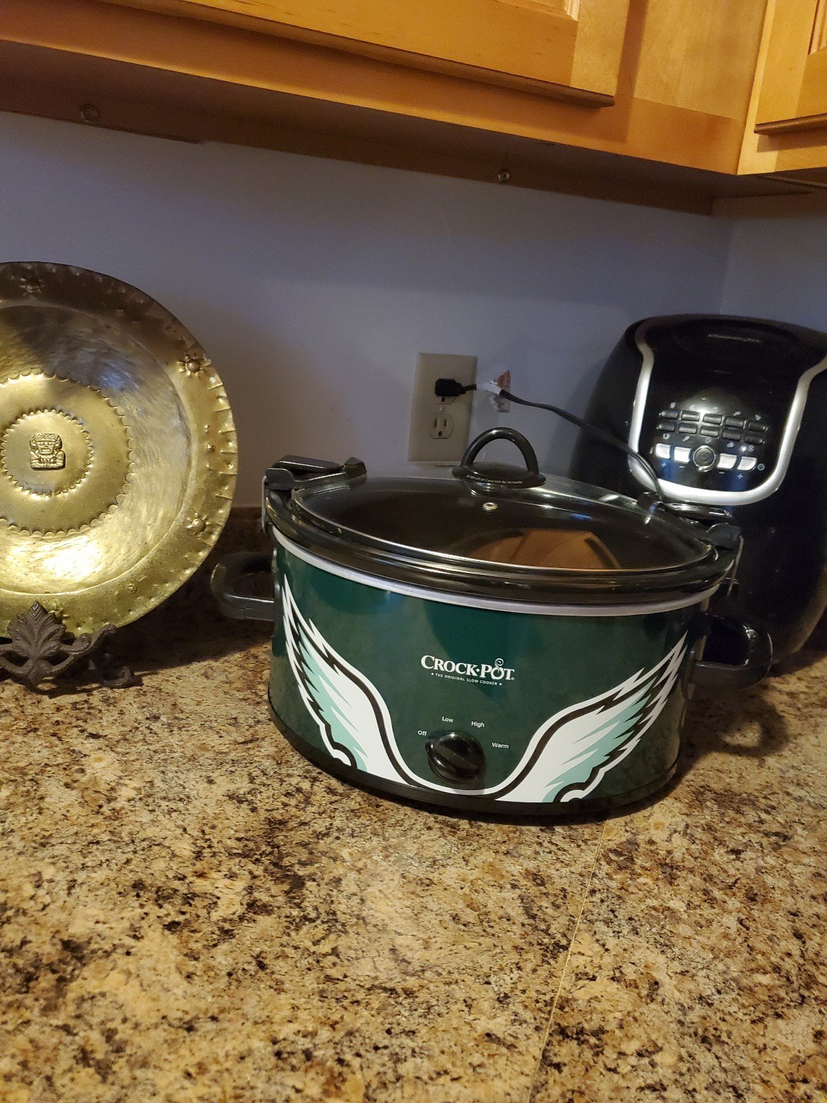 Crock-Pot Philadelphia Eagles NFL 6-Quart Cook & Carry Slow Cooker AufNGtEZ3