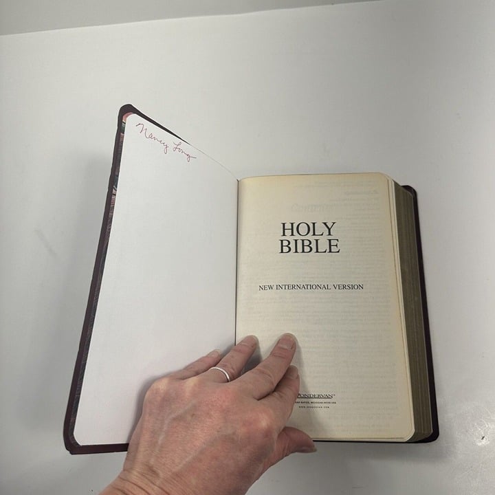 Holy Bible 2001 Zondervan Red and Gold Leather Red Letter FrKFlIneg