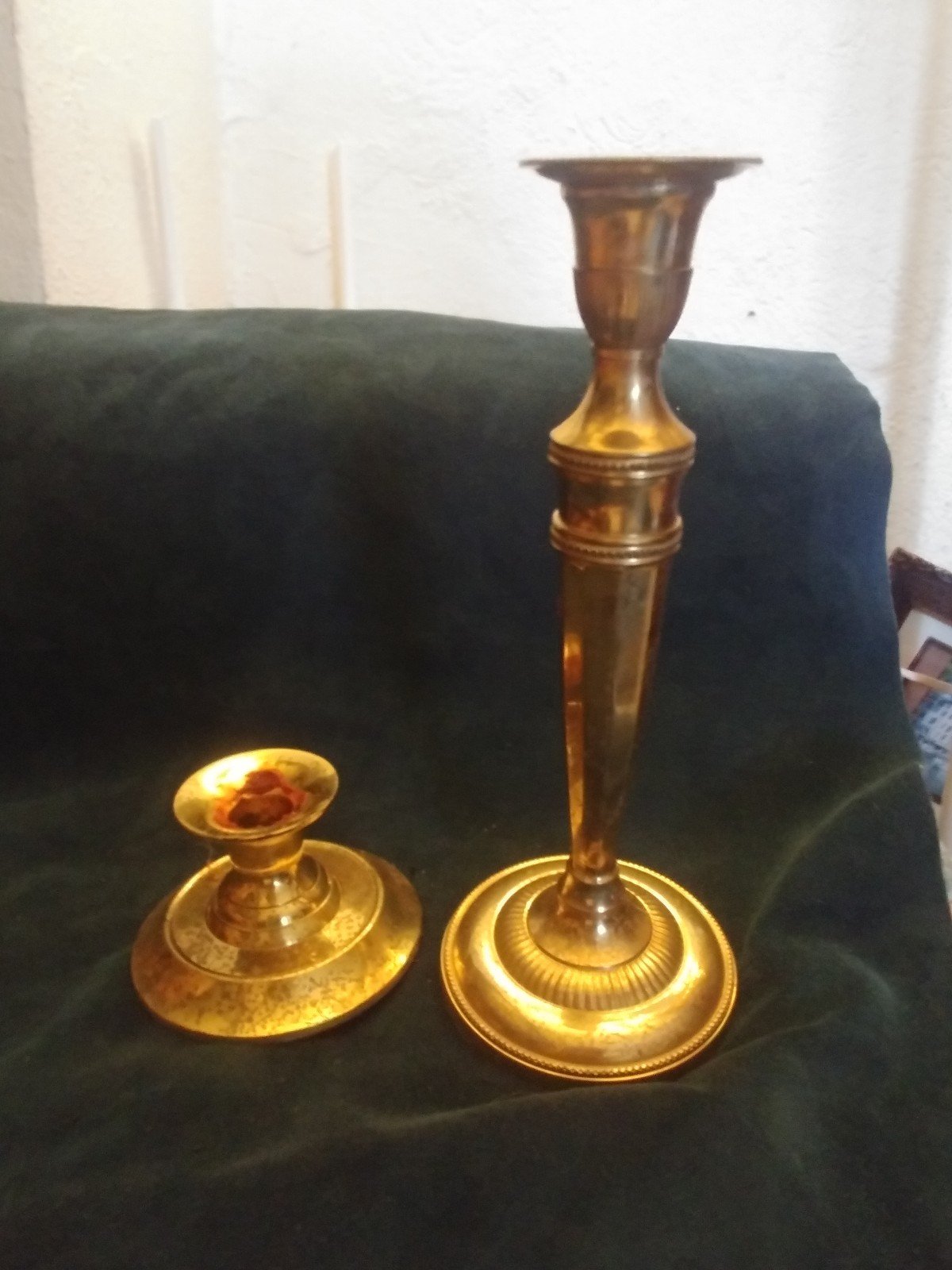 Pair of brass candle holders 7IqQKC0ai