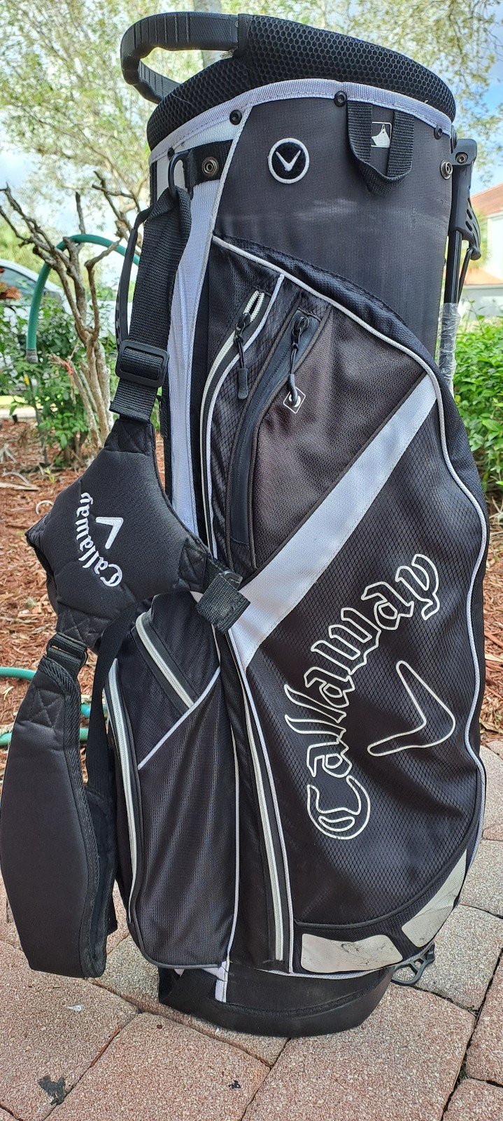 golf stand bag CALLAWAY 5 div black white shoulder stra