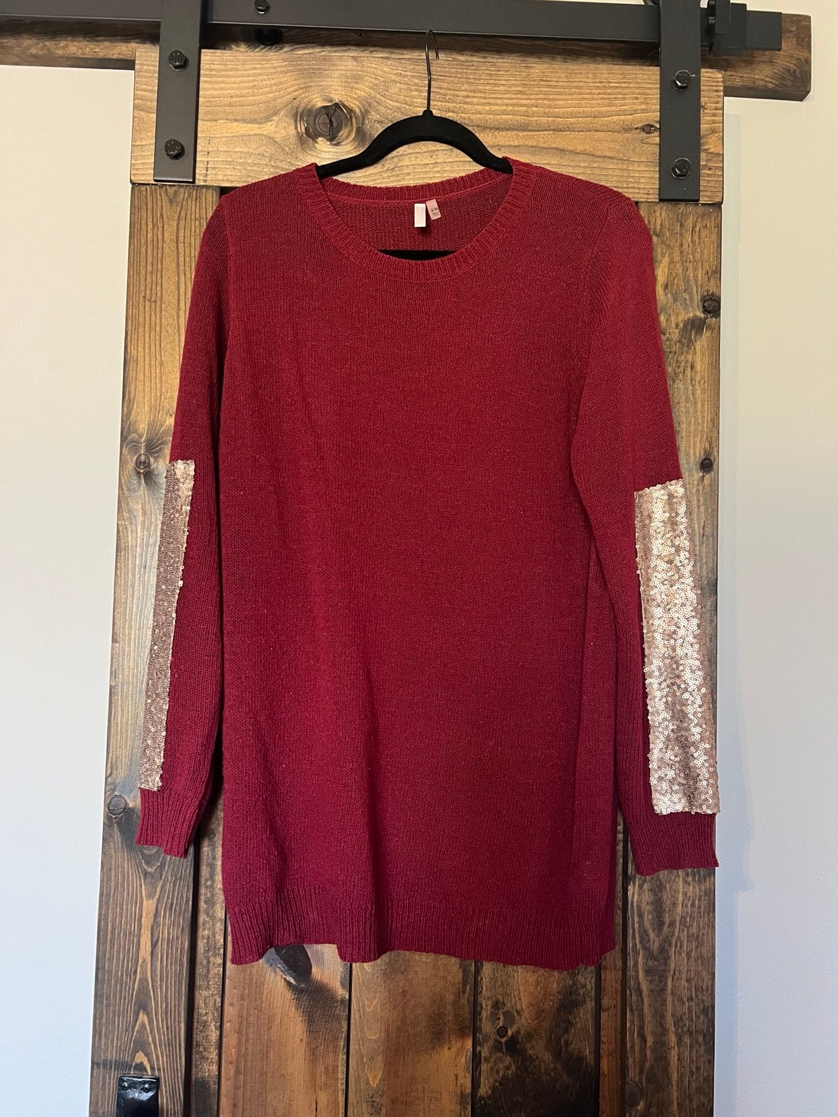 Pink Blush maternity maroon sweater with gold sleeve accents - size S/M dwnU3HNyB