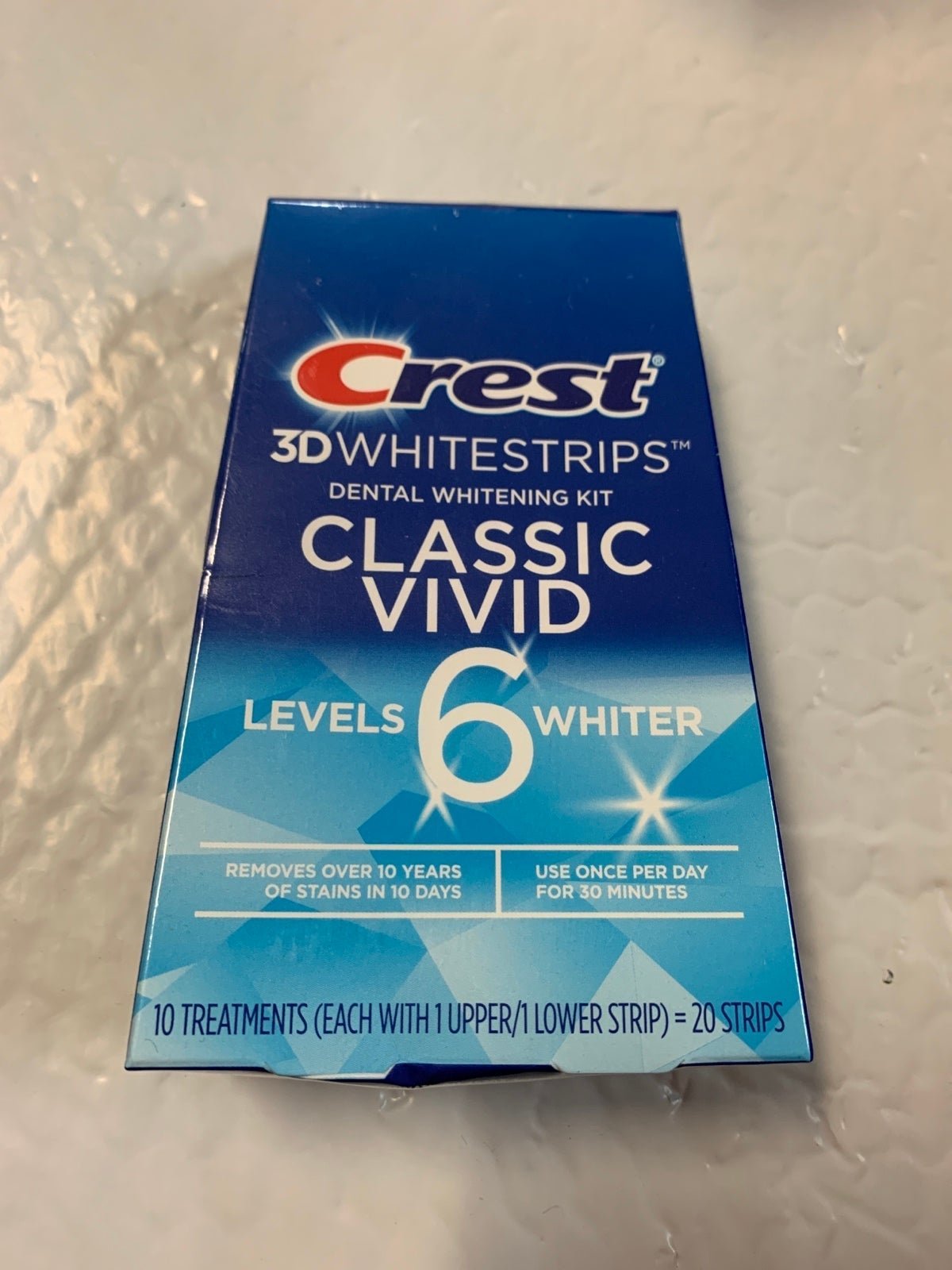 New Crest 3D White Classic Vivid Whitestrips Dental Whitening Kit 05/25 gevkCDadq