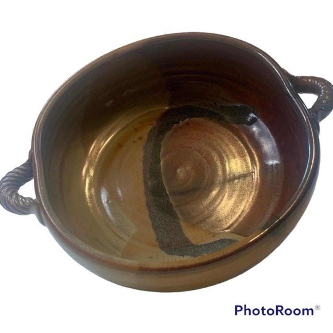 Alem Pottery - Bowl with Twisted Handles in Tan & Brown dZoNgVyoP