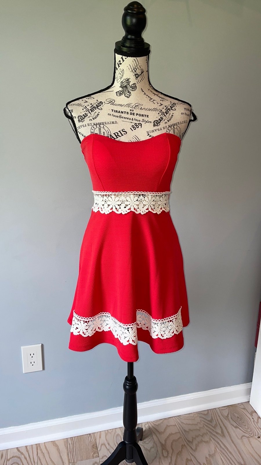 Classic red strapless summertime dress small 2hbjeZfmI