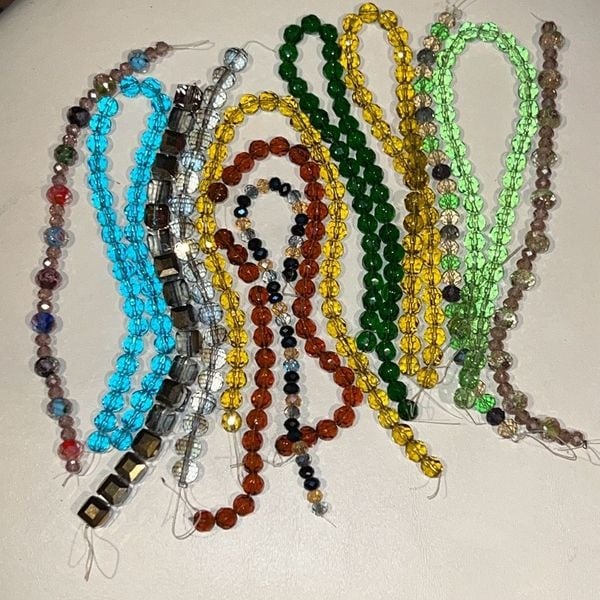 New 12 Strands Of Various Sizes Shapes & Colors Faceted