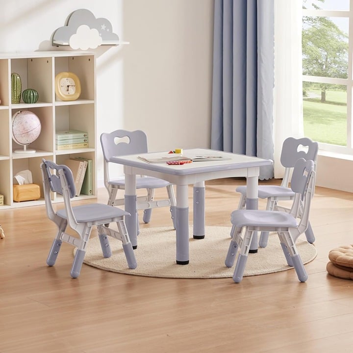 Children´s study table and chair set, height adjus