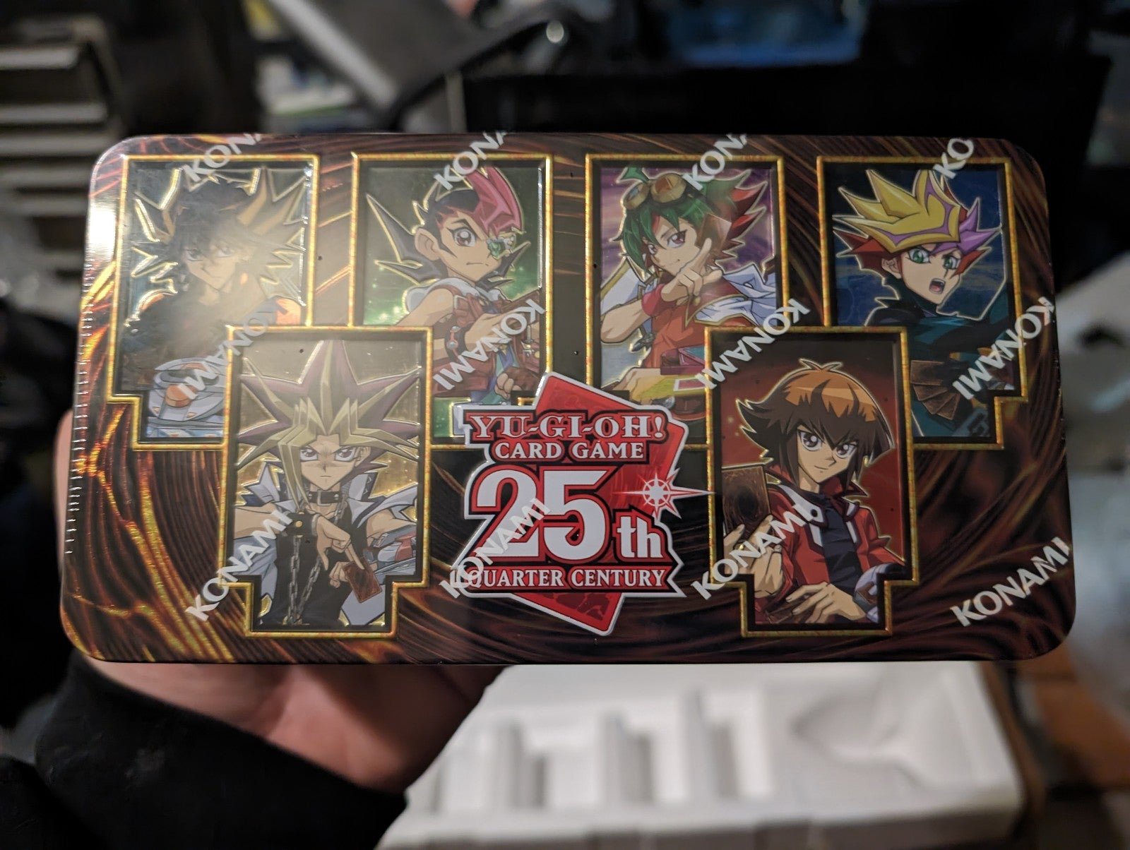 Yu-Gi-Oh dueling heroes anniversary tin(s) e5iyalSlq