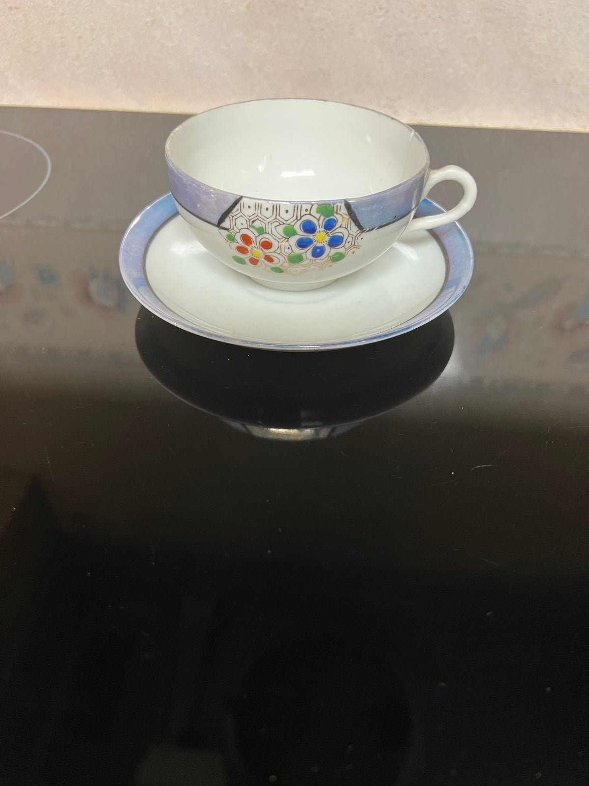 Cup and Saucer fmcyTKIn4