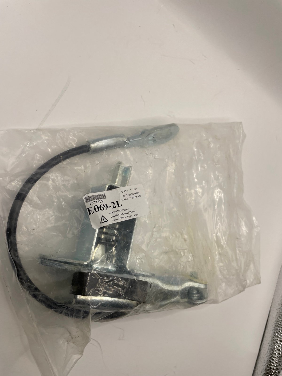 One GM Tailgate Lock Actuator Latch Release E069-2L aBKhERlFK