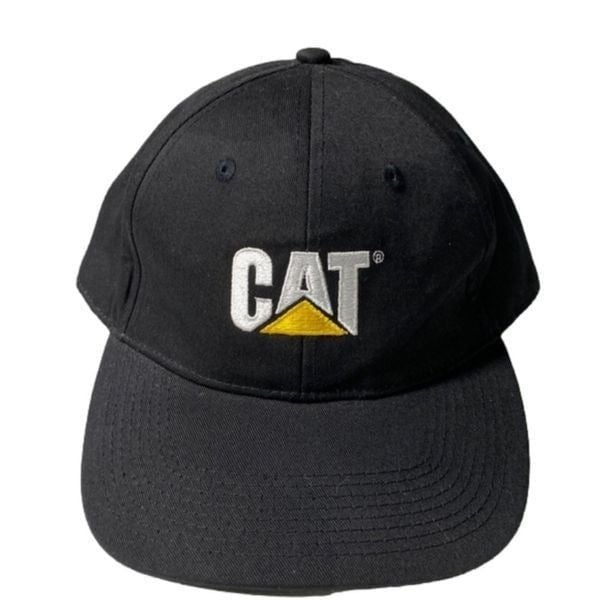 Caterpillar Trademark Cap Black With Cat Iconic Logo Embroidered Gold Hardware 3SvGlBpco
