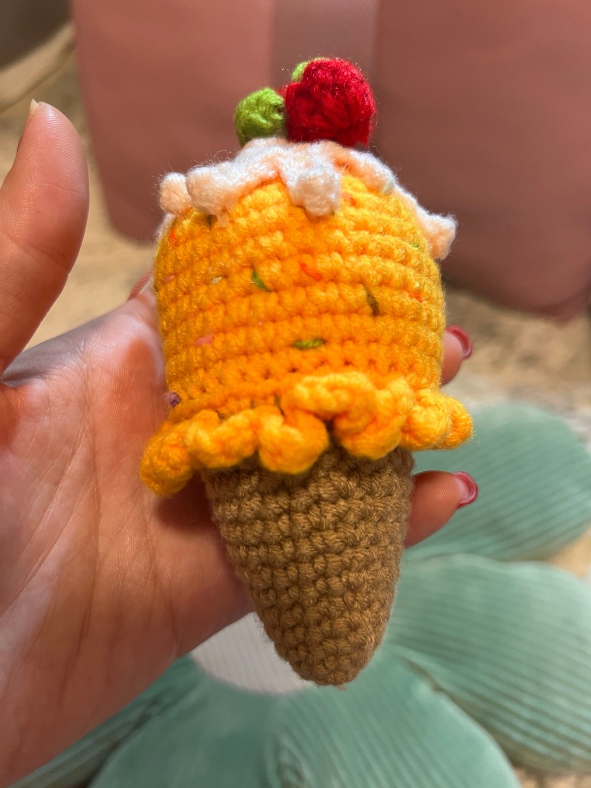 Hand crochet Cylinder ice cream pendent ornament 1Hye9w