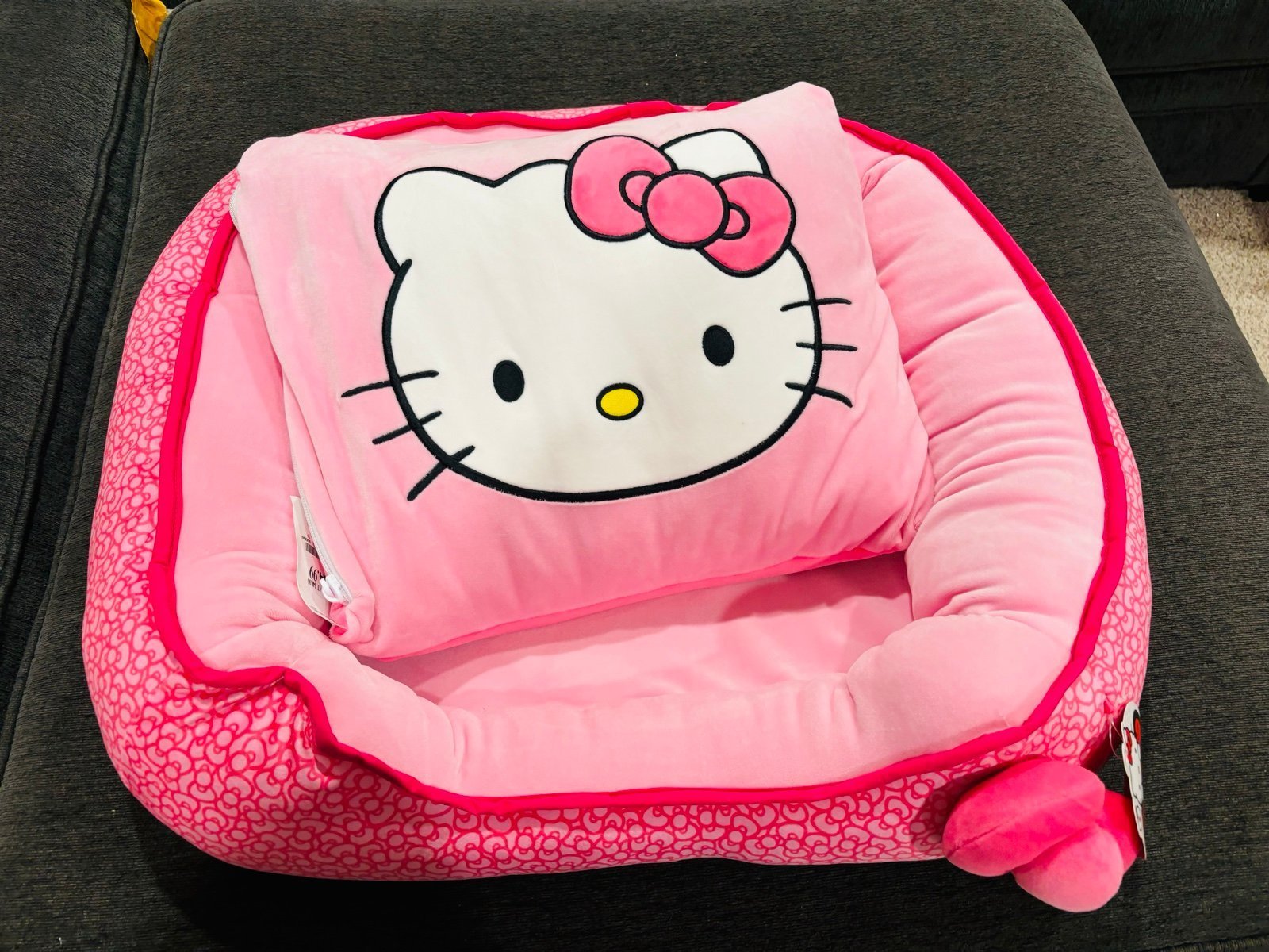 Hello Kitty Pet Bed (Small) FxCgZdNa8