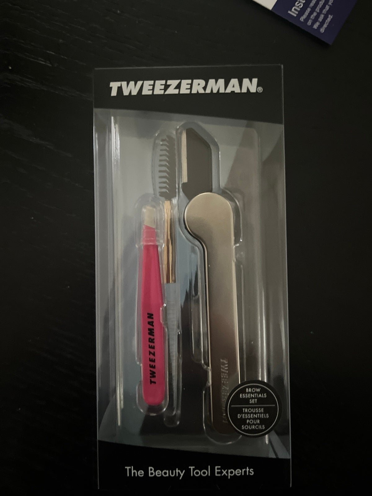 Tweezerman 3 Piece Eyebrow Set! Brush, Razor Trim & min