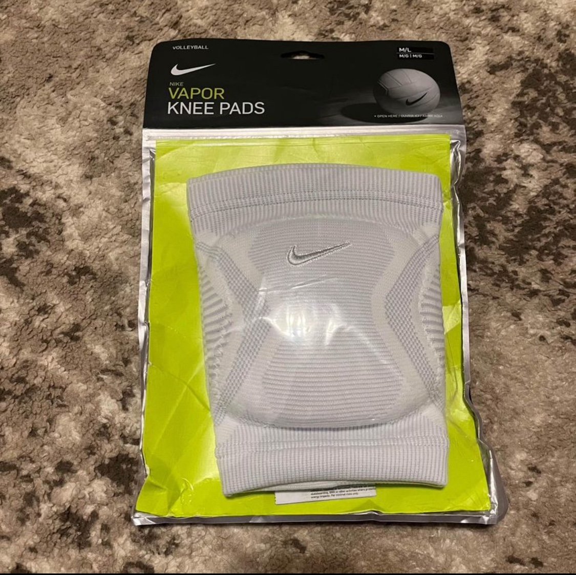 Nike Vapor Volleyball knee pads size M/L eA324iizW