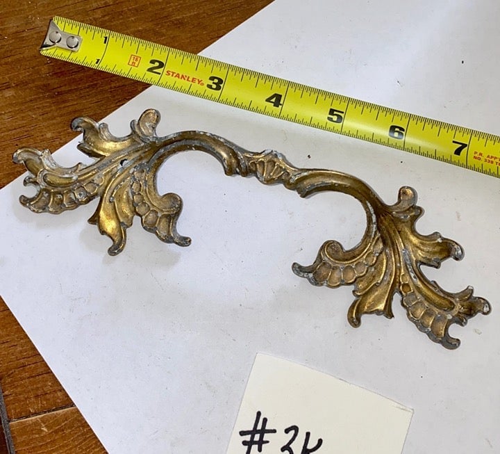 One Vintage Victorian Brass 8” W x 2.25” L Drawer Pull 