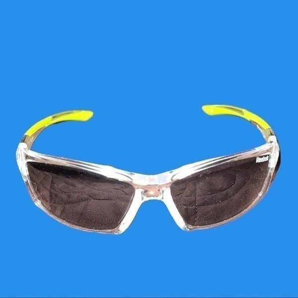 Reebok sunglasses! Cute with clear and yellow frames! fig9I02KT
